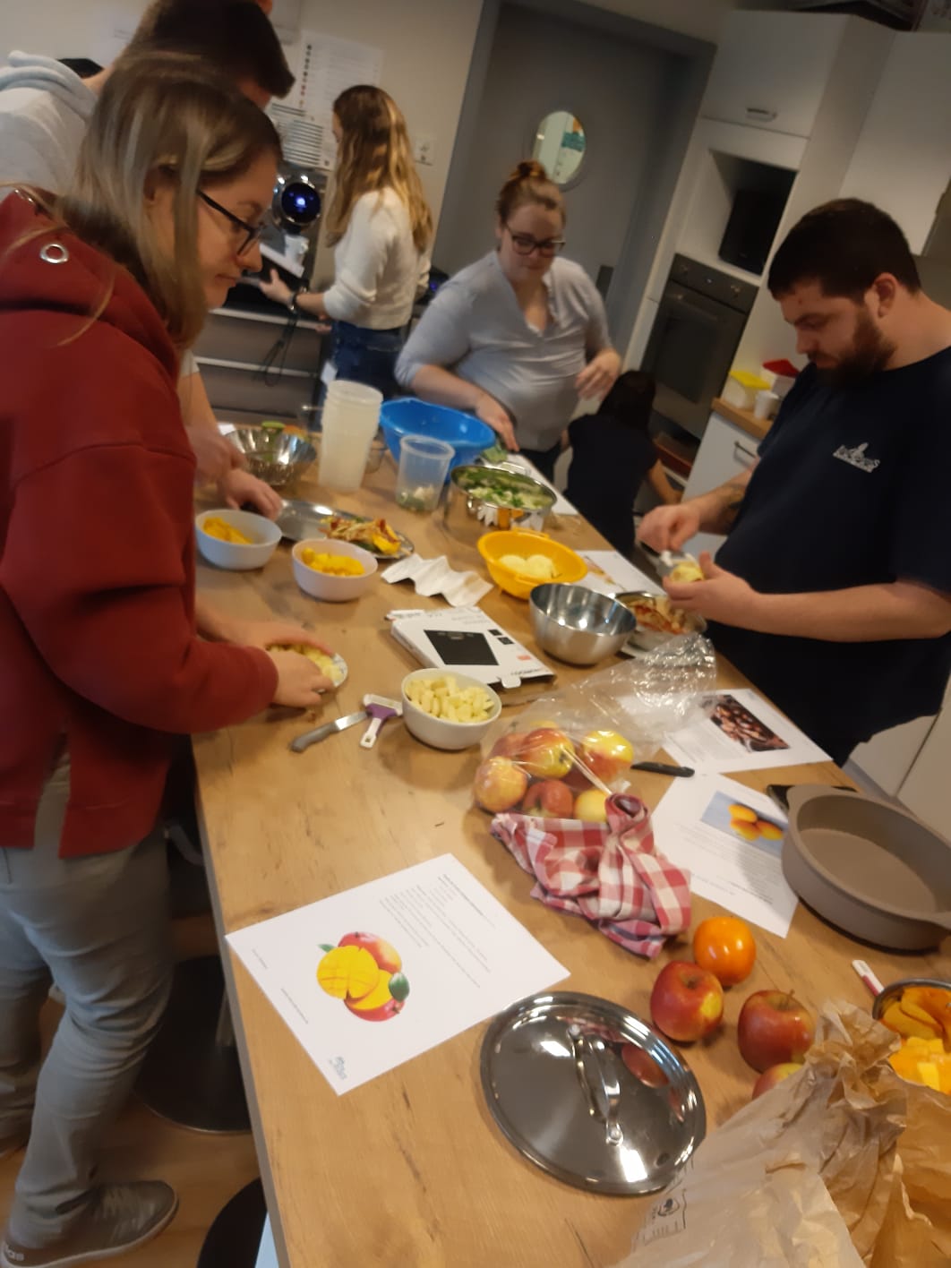 Atelier cuisine pour jeunes parents du CSA